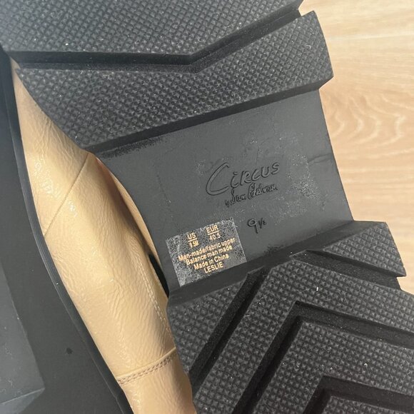 NEW Sam Edelman Circus Leslie Chunky Lug Sole Cream Patent Faux Leather Booties - Picture 10 of 11